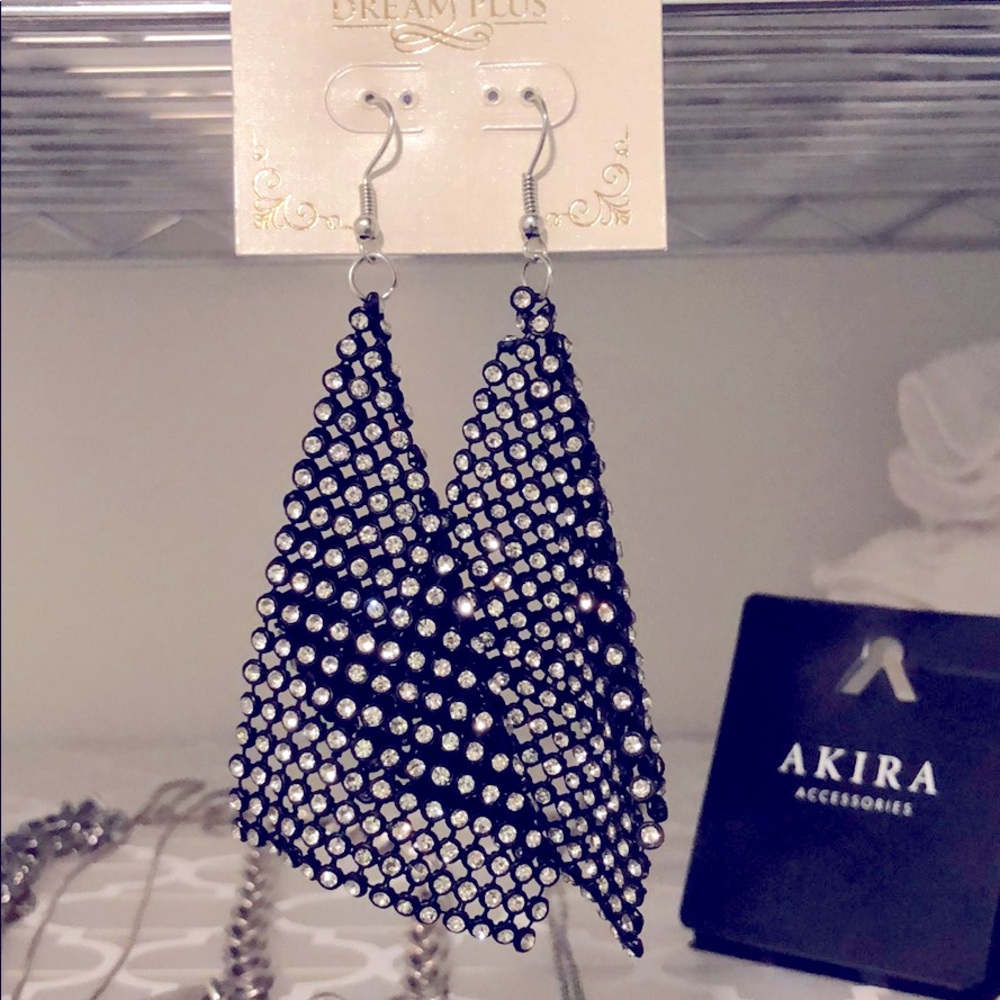 Triangle long earrings